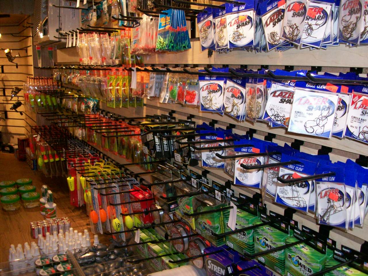 Tackle-Supply Store - Hickory Bluff Club and Marina